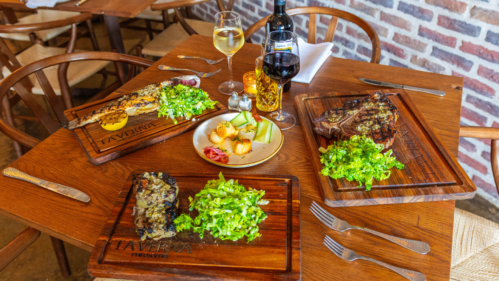 TAVERNA PHILOSOPHIA