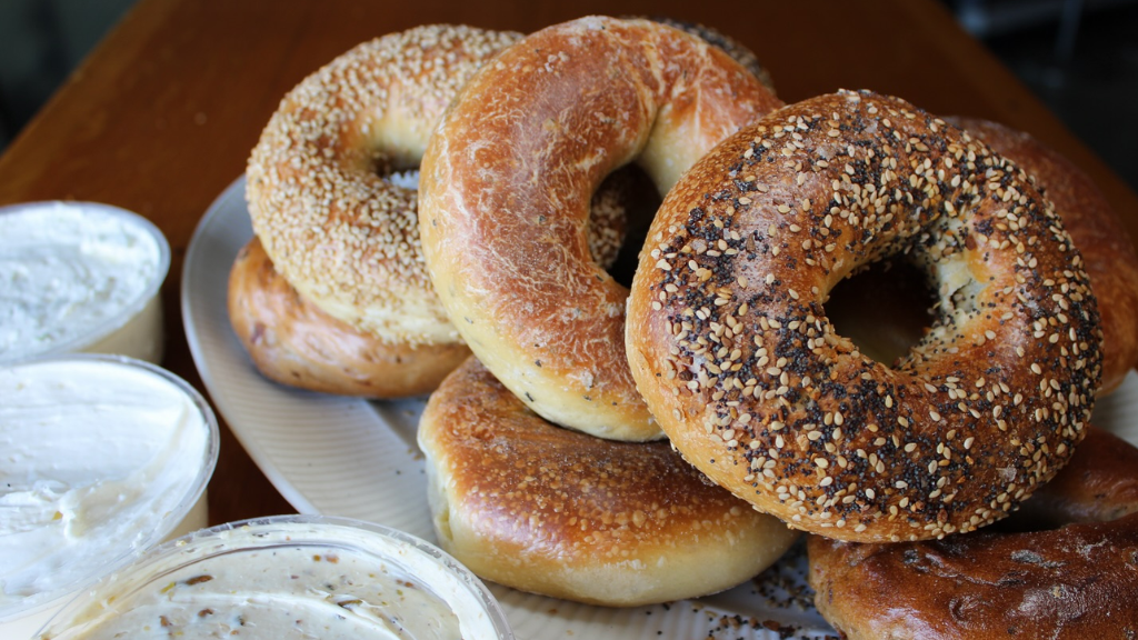 SPREAD BAGELRY